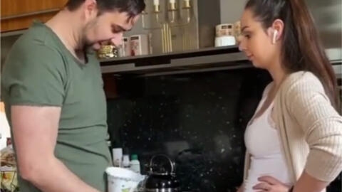 老外玩CSGO的妹子与电视剧的碰撞插图