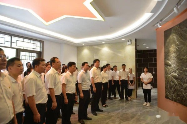盐城专业教育与网络化学习环境构建-方知甜