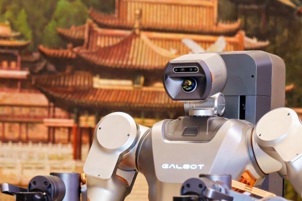魔方建站千米，科技与未来的融合-方知甜
