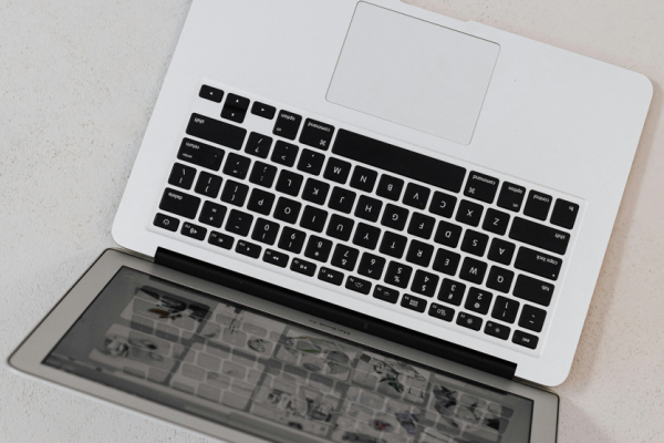 IP地址显示境外原因解析-方知甜