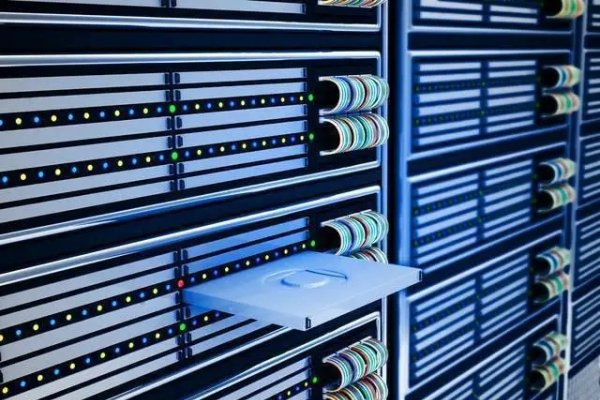 香港服务器托管费用详解，影响因素与选择建议-方知甜