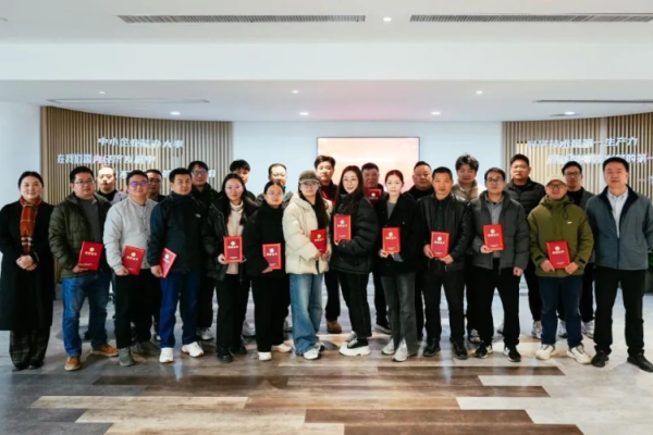 杭州软件开发培训学校，培养新时代软件人才的摇篮-方知甜