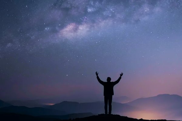 星辰云草根站长,草根站长的星辰之路-方知甜