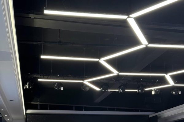 杭州直播带货培训基地，引领电商新时代的摇篮-方知甜