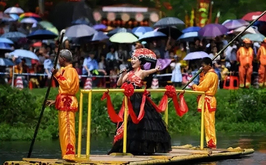 布依族传统节日六月六查白歌节与三月三插图
