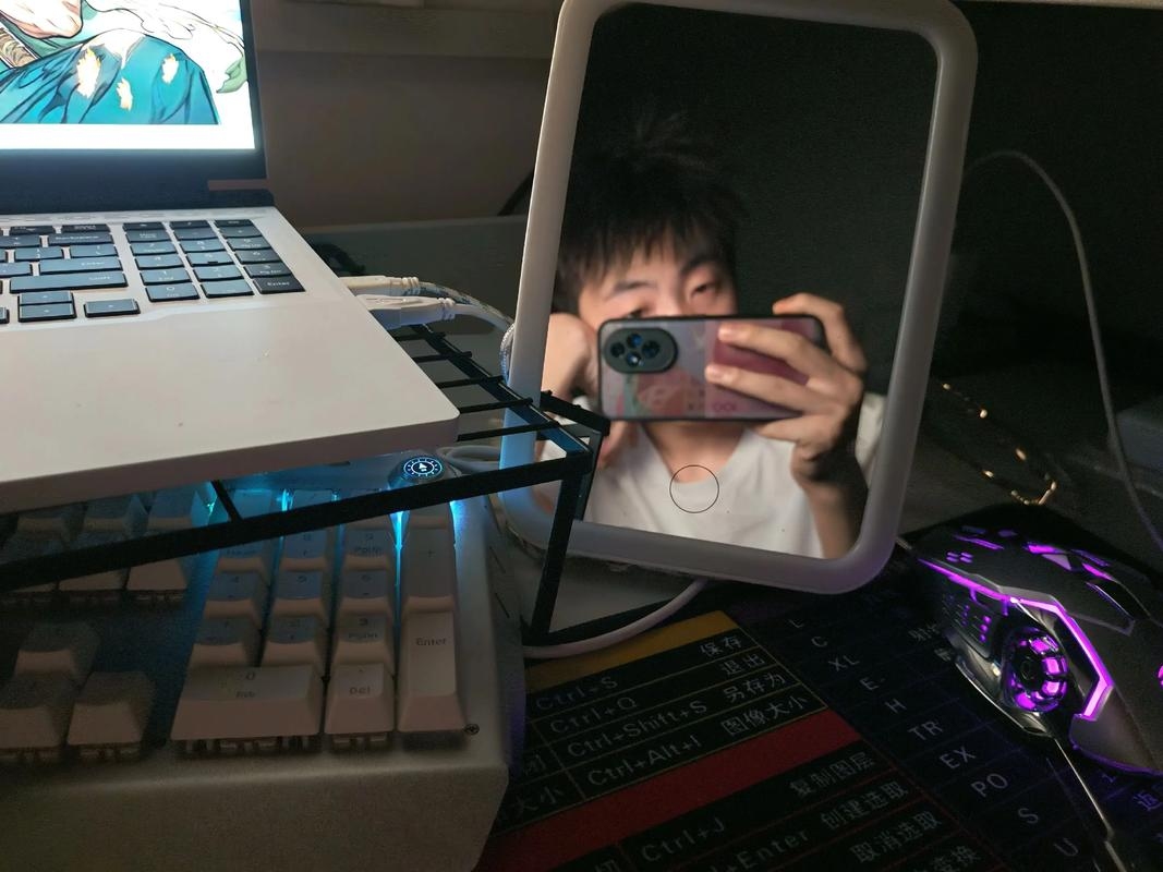 重庆男孩聊天室，探索城市少年的网络社交世界插图