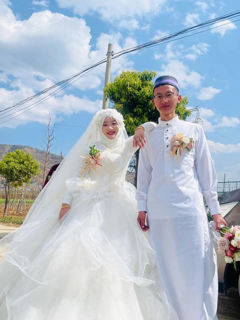 回族婚恋，传统与现代交织的浪漫篇章插图