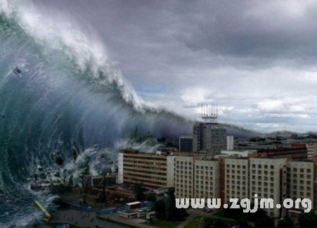 海啸梦境，生活变革与内心挑战的隐喻解析插图