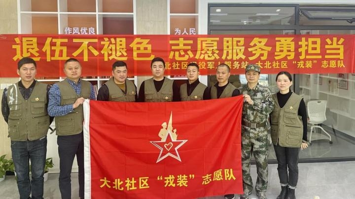 军旅人生,在坚守与奉献中寻找真挚的战友情——军人交友的独特魅力插图 军旅人生,在坚守与奉献中寻找真挚的战友情——军人交友的独特魅力插图