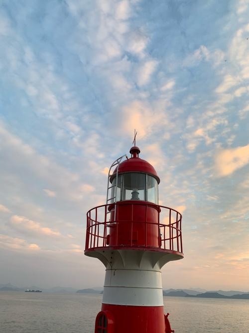 交友，人生旅途中的温暖灯塔插图