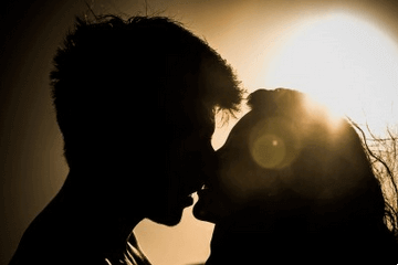 精选浪漫情侣网名，共筑甜蜜爱情梦插图