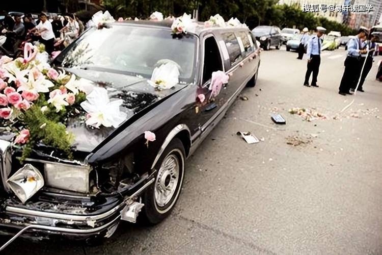 梦见车祸，内心的慌乱与希望的交织插图