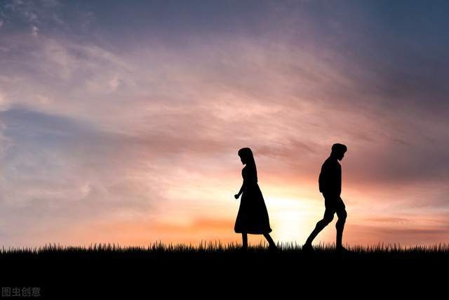 梦见谈恋爱，梦境中的浪漫奇遇与现实情感的映射插图