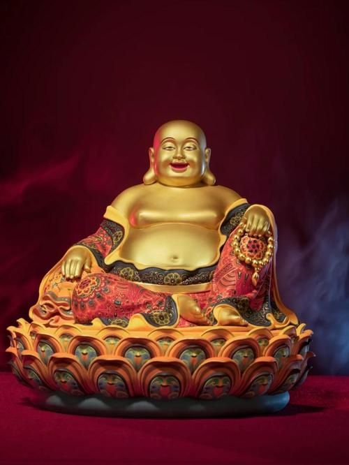 梦见弥勒佛，七大预兆揭示好运与智慧插图