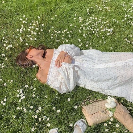 女孩英文网名精选，从Lily到Sunflower，总有一款适合你！插图