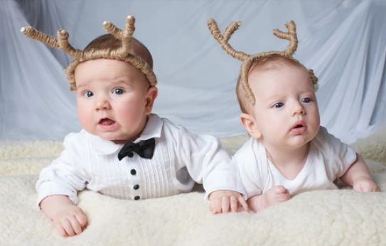 双胞胎男孩的命名艺术，寓意与美好插图