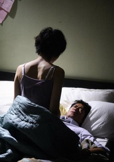 同城情人网，现代都市中的隐秘情感花园插图