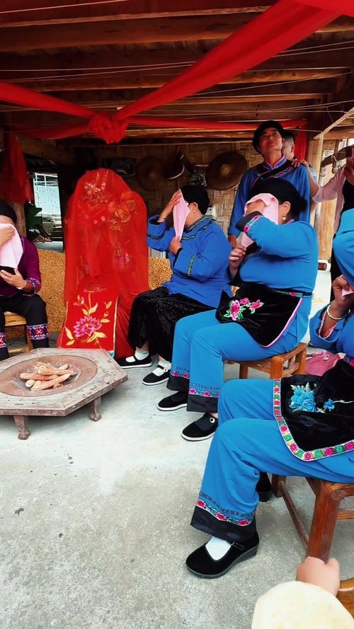 土家哭嫁，情感交织的出嫁仪式插图