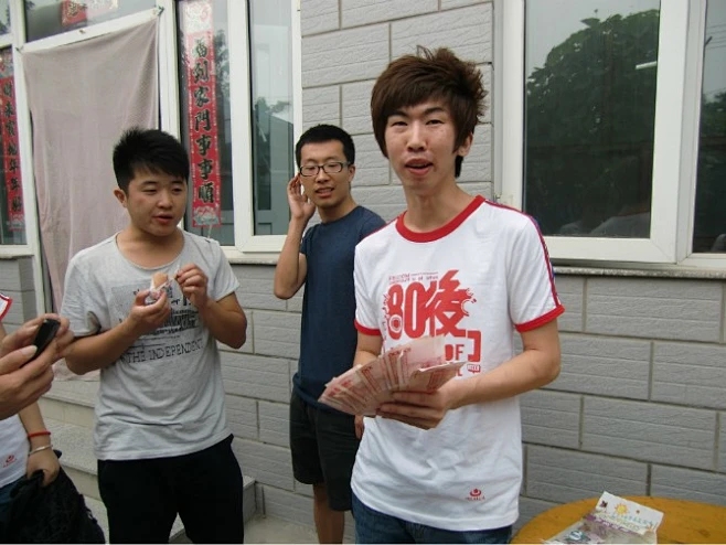 同学群名称，那些年，我们一起走过的青春印记插图