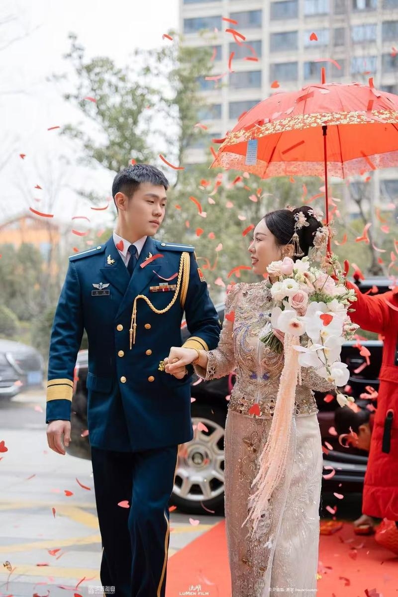 特种兵征婚，共赴兵荒马乱的单身新选择插图