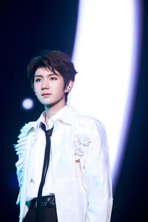 王源的星座，星辰映射星途，运势如诗如画插图