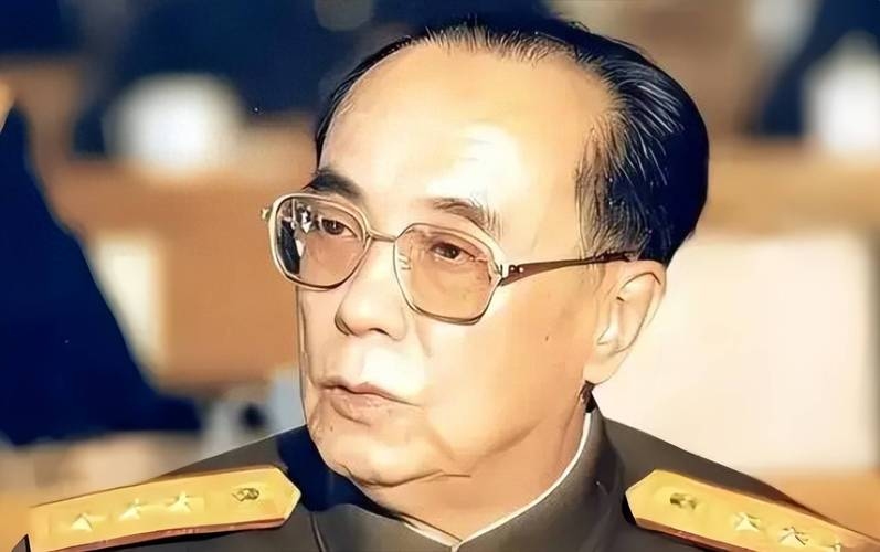 杨白冰，从基层到高层的军旅人生插图