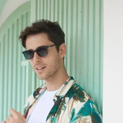 免费姻缘测试，探索爱情未来的神秘钥匙插图