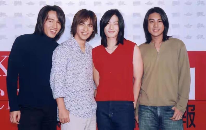 F4成员，言承旭、周渝民、吴建豪和朱孝天插图