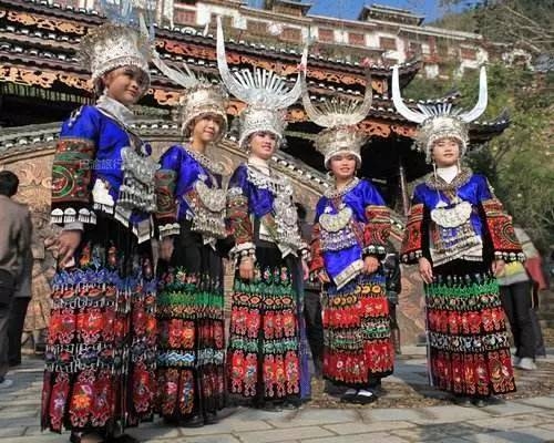 苗族的传统节日,赶秋节、吃新节等,各具特色插图 苗族的传统节日,赶秋节、吃新节等,各具特色插图