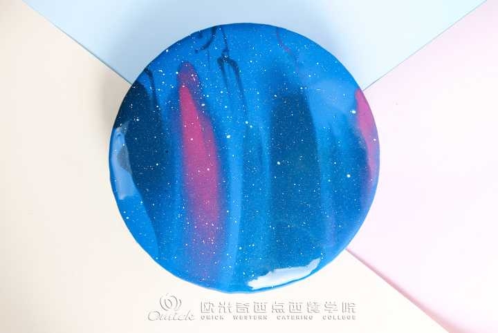 星座蛋糕，星辉下的甜蜜定制插图