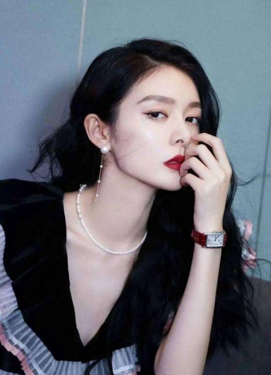 70后女人,高贵典雅的网名,是岁月沉淀的独特气质插图 70后女人,高贵典雅的网名,是岁月沉淀的独特气质插图