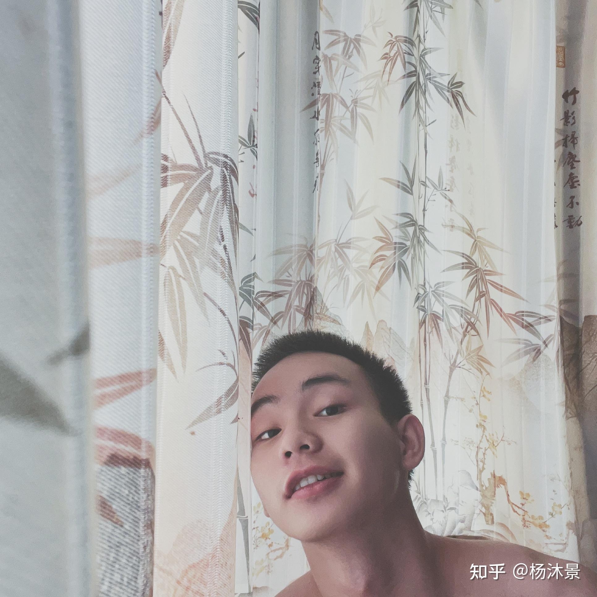 男男交友，探索现代社交新风尚插图