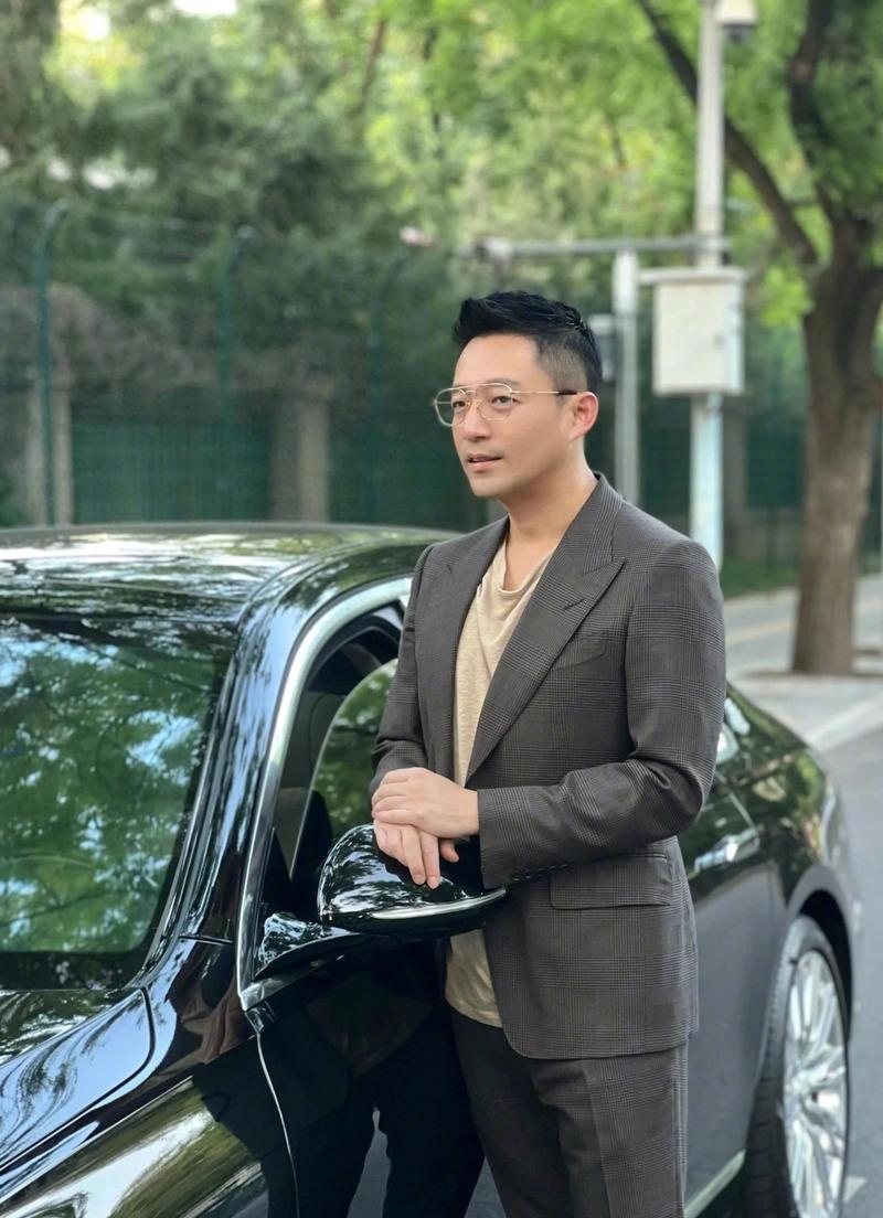 汪小菲面相分析，探索其独特气质与命运的线索插图