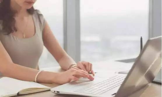 探索男生女相，美学、文化与社会认知的交织插图