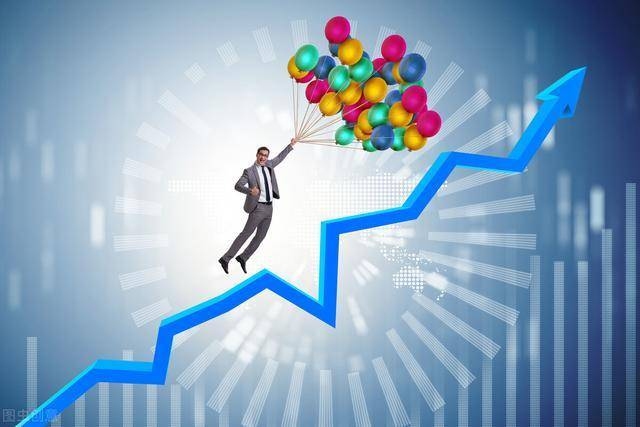 2026年天秤座，事业情感双赢，贵人助力职场跃升插图