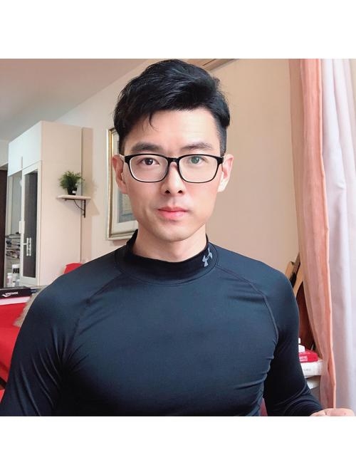 Andy代表一个兼具男子气概、平和自信的平凡男性形象。插图