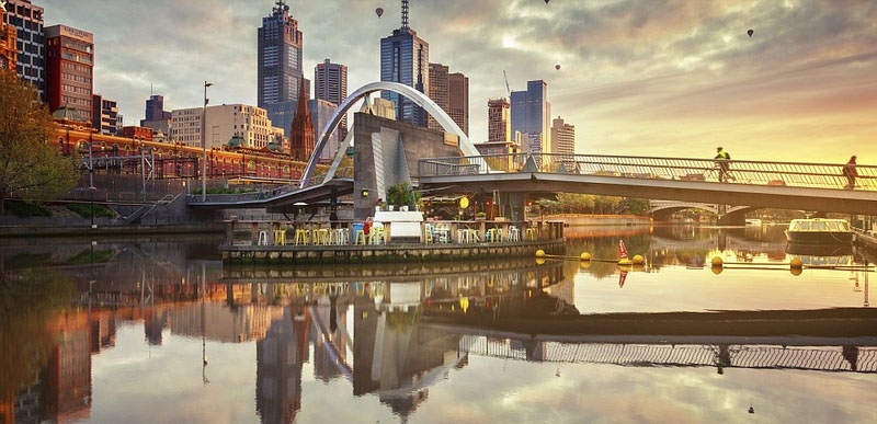 Floria，自然之美与繁荣的象征插图