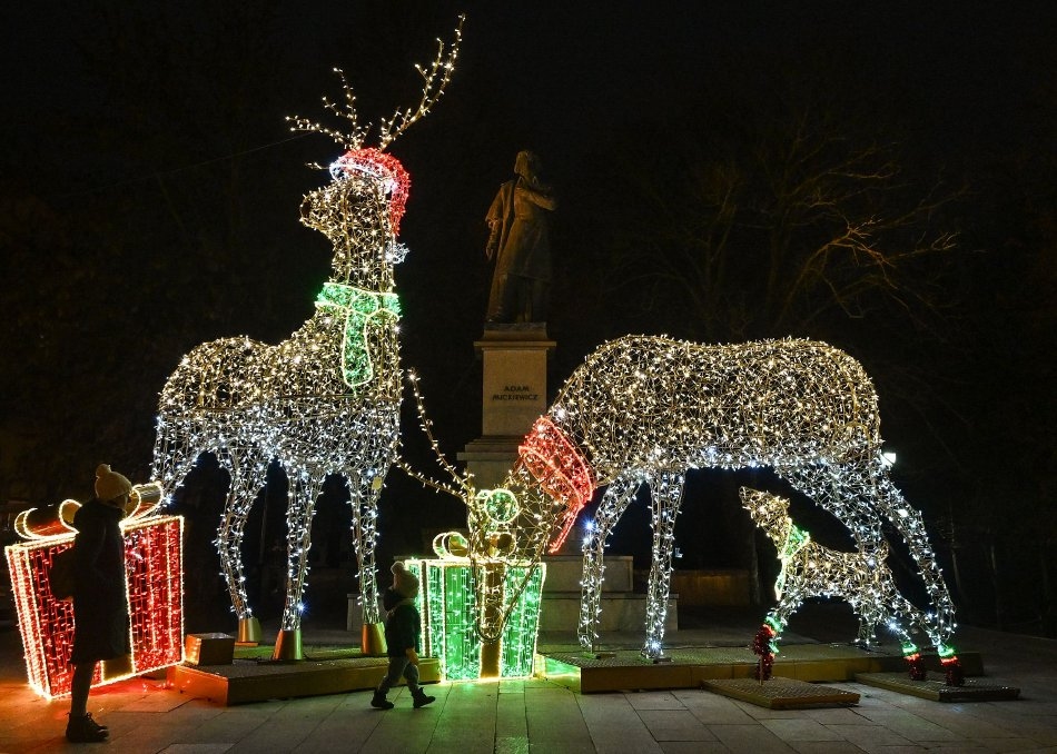 12月25日，圣诞节的璀璨时刻插图