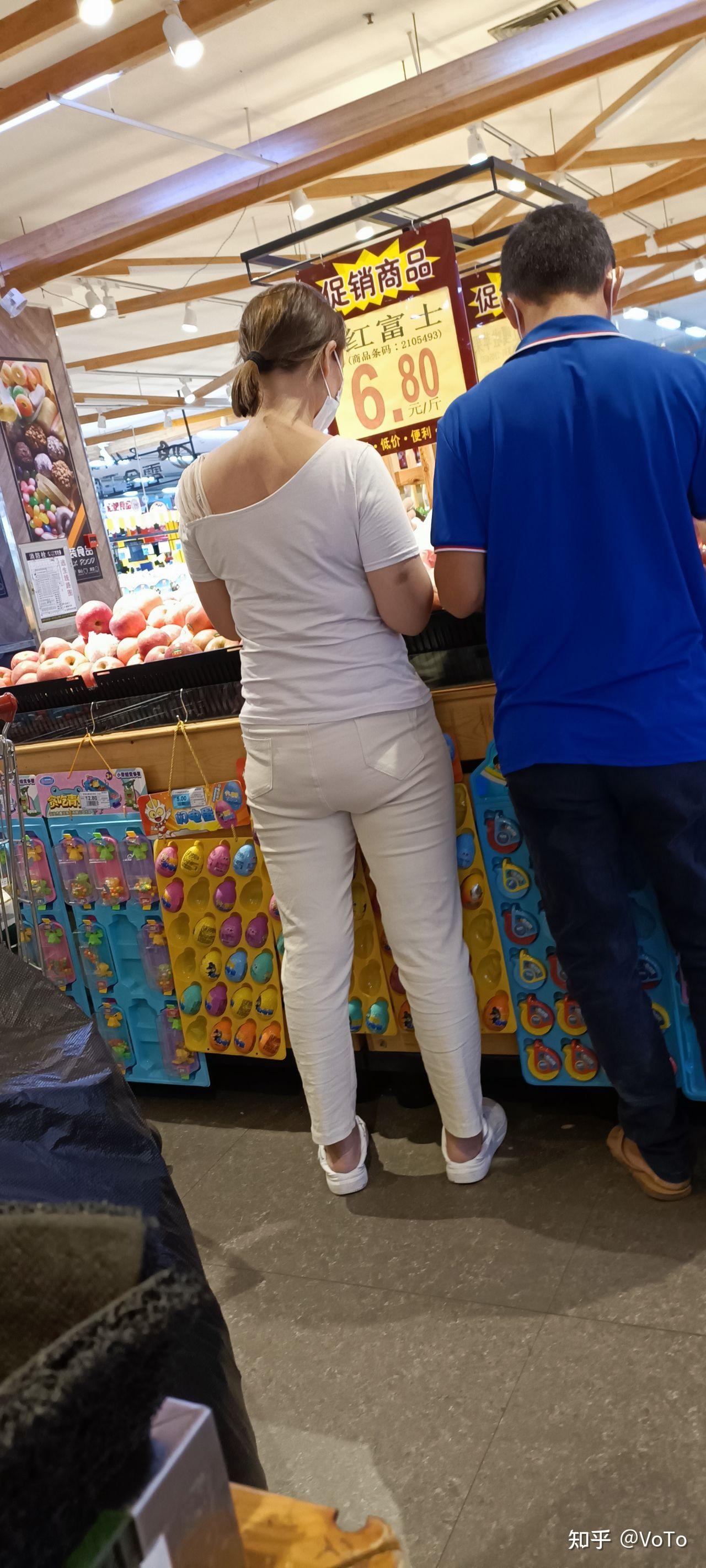 ‘骑自行车下坡—踩都不踩’，中文歇后语中的冷淡态度表达插图