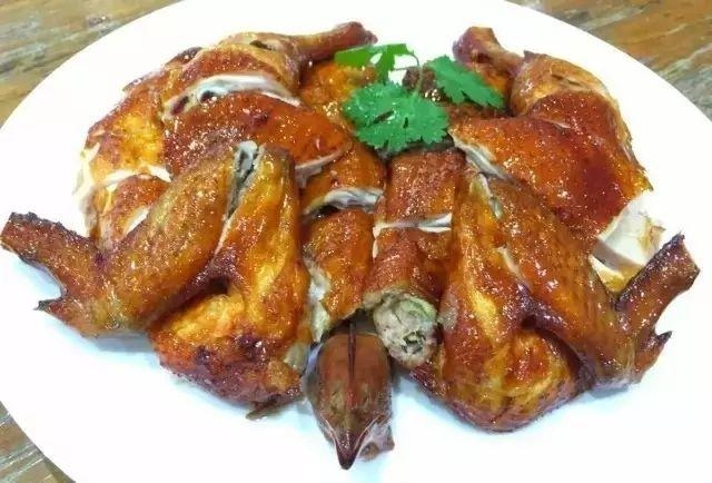 夏至吃面习俗,荔枝与狗肉馥郁香甜;麦粽薄饼风味独特。插图 夏至吃面习俗,荔枝与狗肉馥郁香甜;麦粽薄饼风味独特。插图