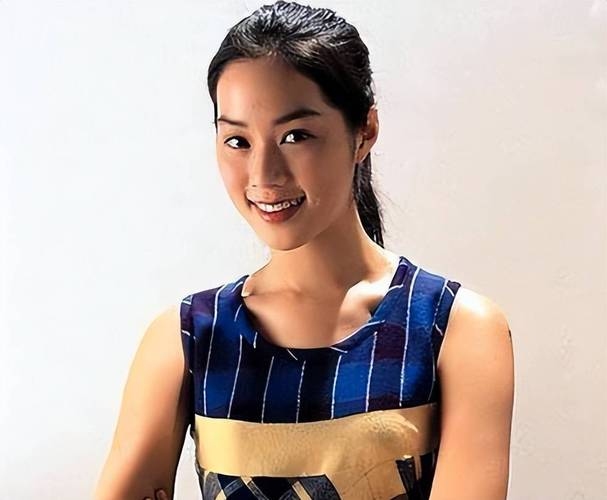 徐子淇八字，百年难遇，演艺事业与婚姻双丰收插图