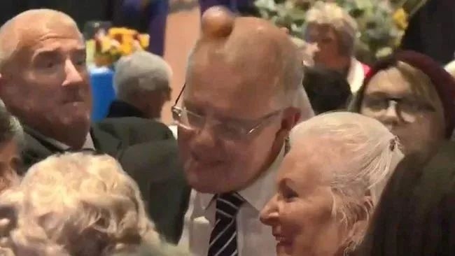 中毒反转，Charmaine身份揭秘与澳洲友情插图