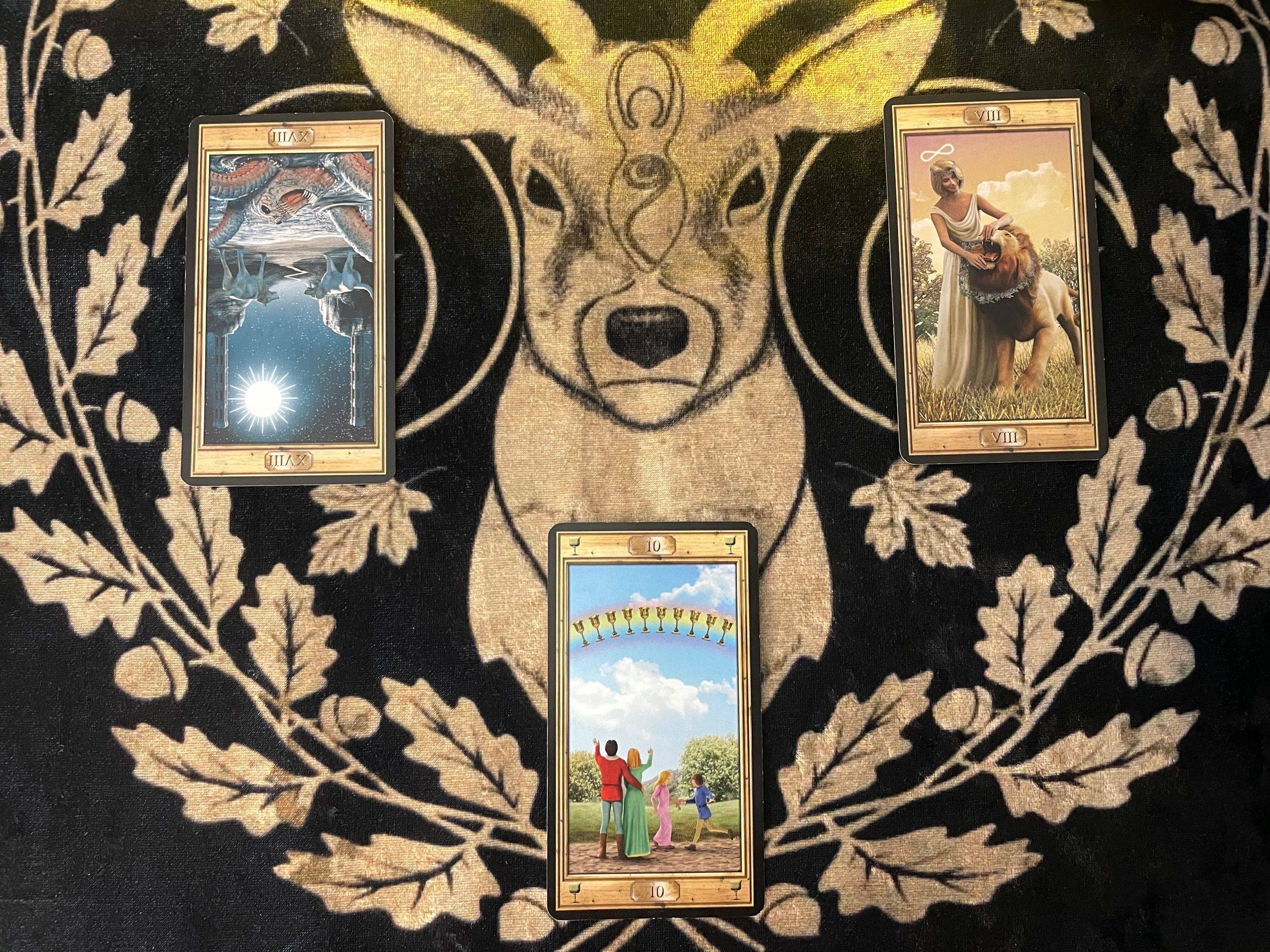 在线塔罗牌，解锁内心深处的神秘力量插图