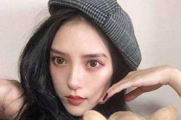 冰冷魅力，10个高傲网名，展现独特女性风采-方知甜