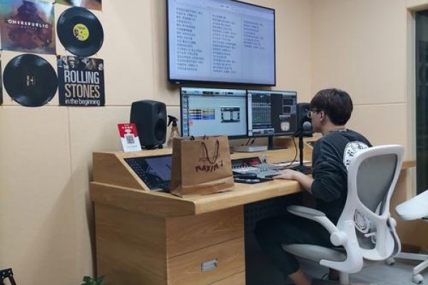 北京男孩聊天室，2010年至今，持续为男生提供交流空间-方知甜