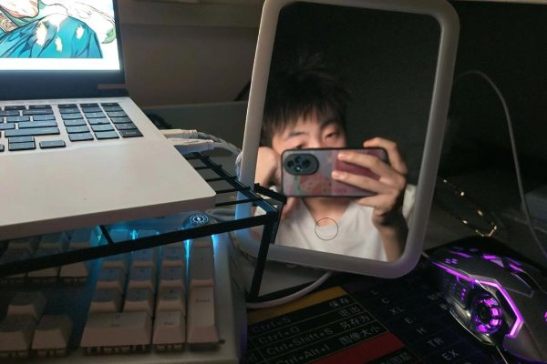 重庆男孩聊天室，探索城市少年的网络社交世界-方知甜