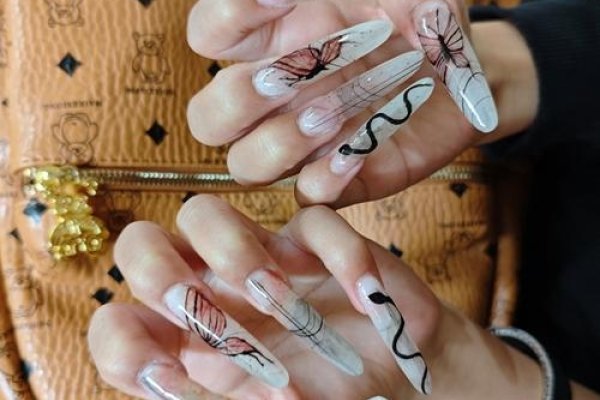 创意无限，指尖上的艺术，美甲店命名灵感集锦-方知甜