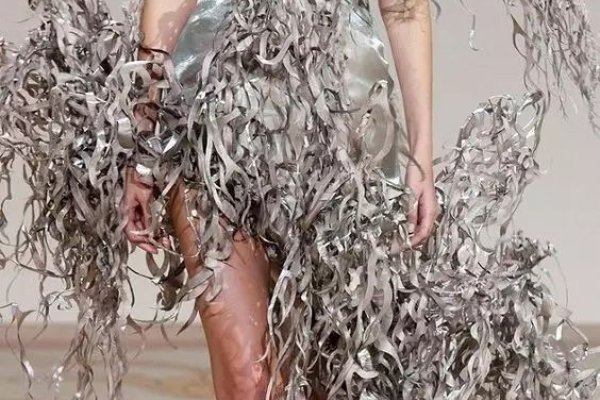 创意无限，服装品牌的命名艺术与灵感来源-方知甜