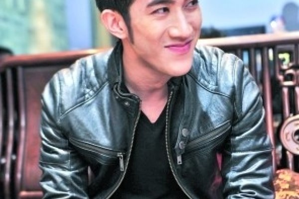 范冰冰前绯闻男友李治廷官宣结婚-方知甜