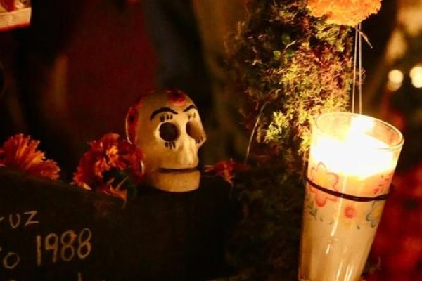 鬼节出生的神秘与奇迹-方知甜